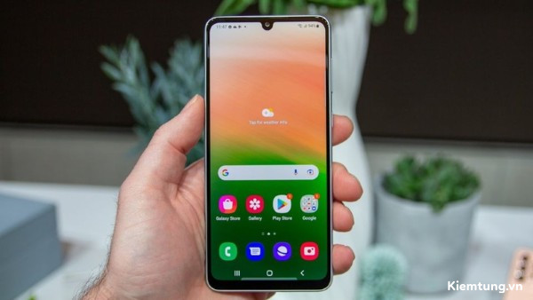 Tùy vào mức độ hỏng và công nghệ màn hình có thể sửa chữa được hay không