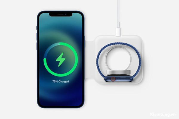 Kết nối iPhone 12 Pro Max với sạc khoảng 15 – 30 phút