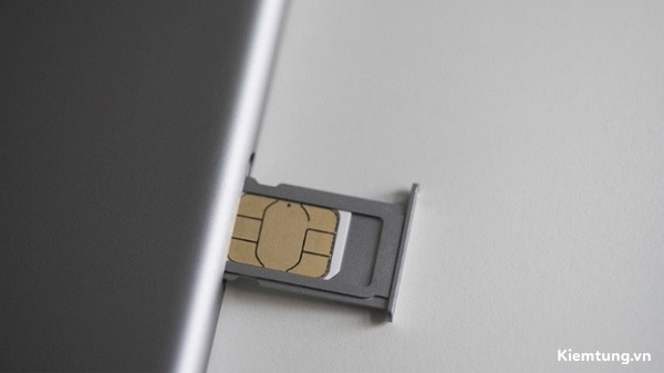 loi-ipad-khong-nhan-sim-5 Khe cắm SIM bám bụi hoặc bị hỏng